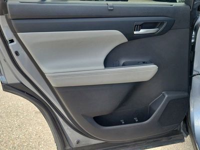 2023 Toyota Highlander - Photo 22