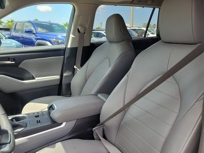 2023 Toyota Highlander - Photo 28