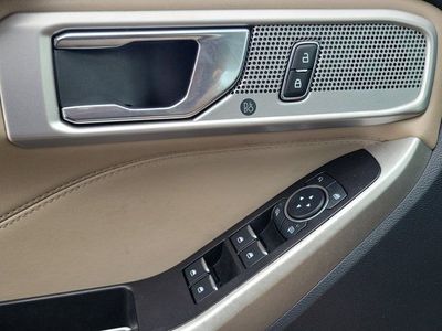 2022 Ford Explorer - Photo 24