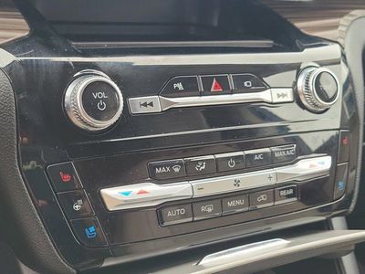 2022 Ford Explorer - Photo 28