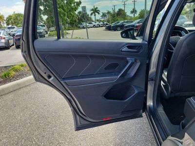 2022 Volkswagen Tiguan - Photo 16