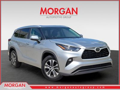 2023 Toyota Highlander - Photo 1