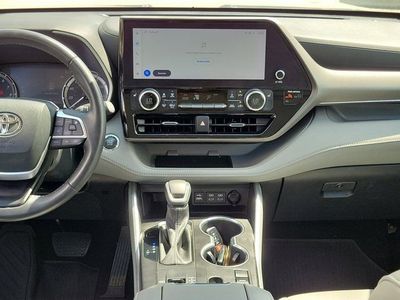 2023 Toyota Highlander - Photo 20