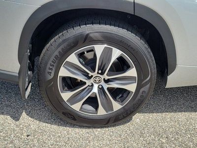 2023 Toyota Highlander - Photo 9