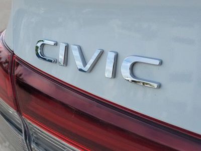 2025 Honda Civic Sedan Hybrid - Photo 10