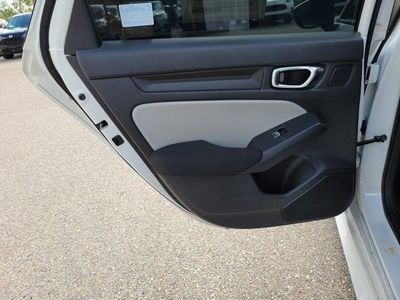 2025 Honda Civic Sedan Hybrid - Photo 15