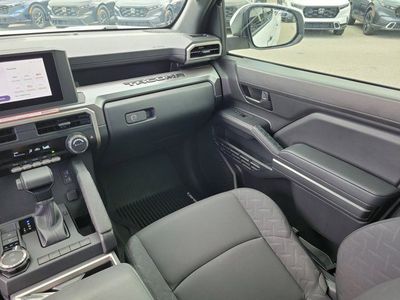 2025 Toyota Tacoma 4WD - Photo 18