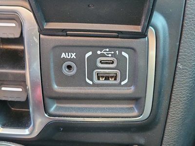 2022 Jeep Wrangler - Photo 27