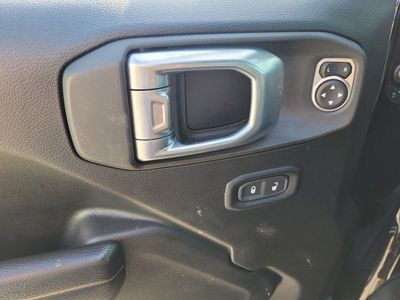 2022 Jeep Wrangler - Photo 20