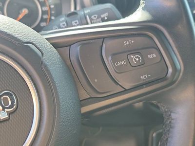 2022 Jeep Wrangler - Photo 23