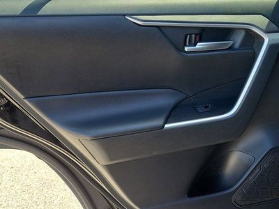 2023 Toyota RAV4 - Photo 13