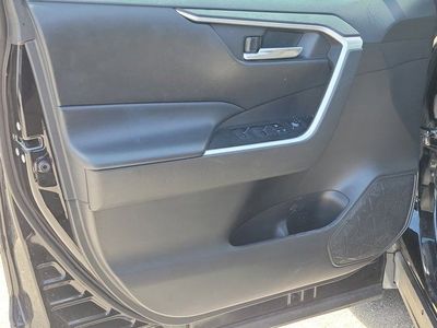 2023 Toyota RAV4 - Photo 23