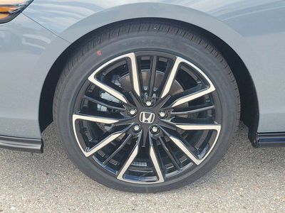 2026 Honda Accord Hybrid - Photo 8