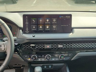 2026 Honda Accord Hybrid - Photo 17