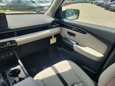2026 Honda Pilot - Photo 17