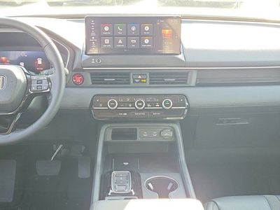 2026 Honda Pilot - Photo 16