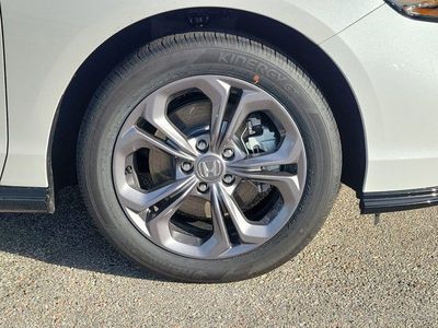 2026 Honda Accord Hybrid - Photo 9