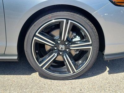2026 Honda Accord Hybrid - Photo 9