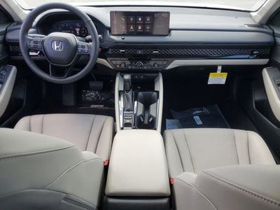 2025 Honda Accord Hybrid - Photo 13