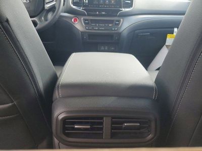 2026 Honda Ridgeline — photo 14 view