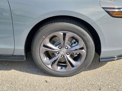 2026 Honda Accord Hybrid - Photo 9