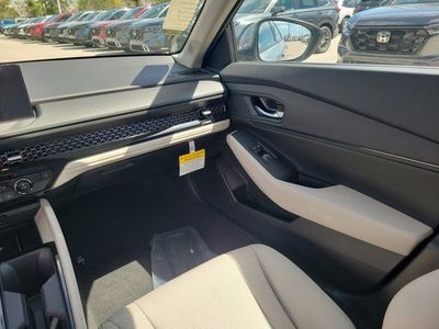 2026 Honda Accord Hybrid - Photo 15