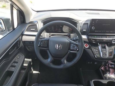 2026 Honda Odyssey — photo 18 view