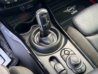 2022 MINI Clubman - Photo 28