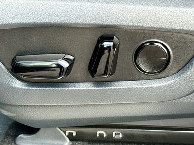 2024 Lexus GX - Photo 25