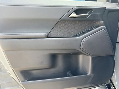 2024 Lexus GX - Photo 22