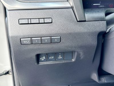 2024 Lexus GX - Photo 37