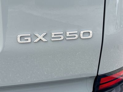 2024 Lexus GX - Photo 12