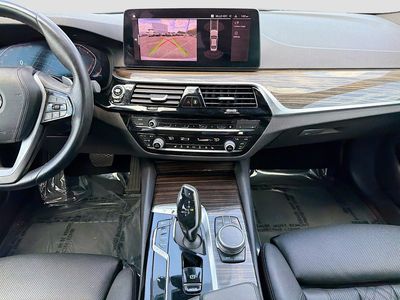 2021 BMW 5 Series - Photo 19