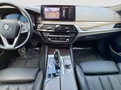2021 BMW 5 Series - Photo 16