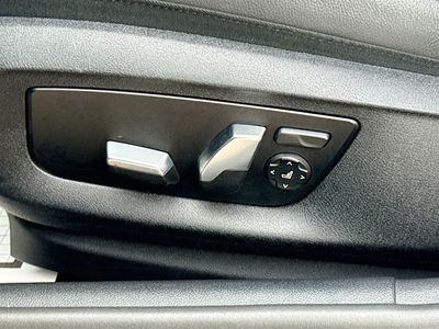 2023 BMW 5 Series - Photo 25