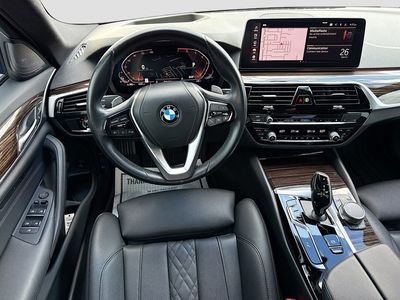 2023 BMW 5 Series - Photo 17