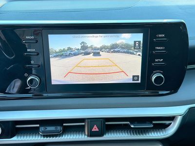 2022 Kia K5 - Photo 30