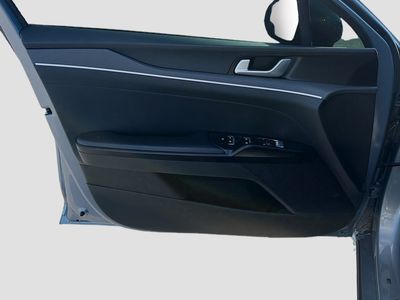 2022 Kia K5 - Photo 20