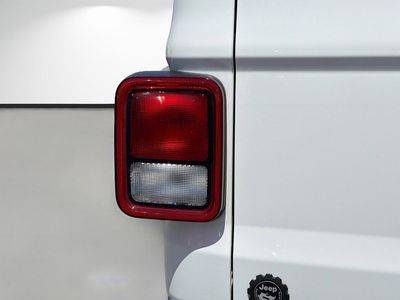 2020 Jeep Gladiator - Photo 10