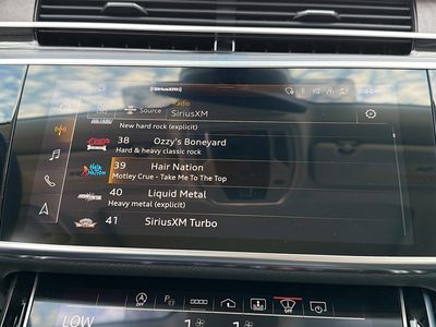 2023 Audi A8 - Photo 30