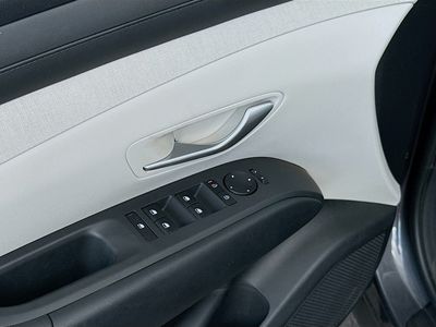 2025 Hyundai Tucson Hybrid - Photo 22
