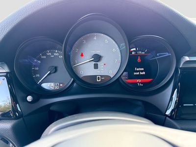 2022 Porsche Macan - Photo 39