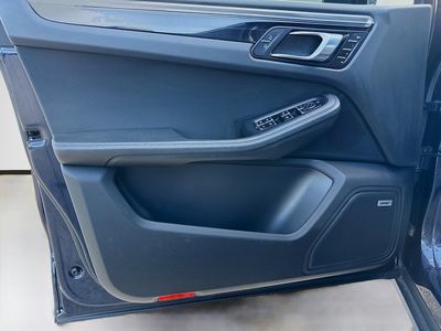 2022 Porsche Macan - Photo 22