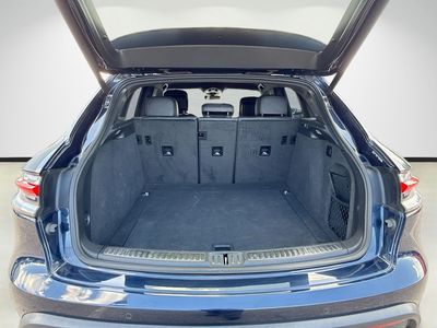 2022 Porsche Macan - Photo 12