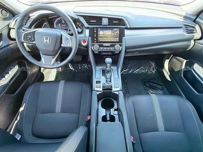 2017 Honda Civic Sedan — photo 15 view