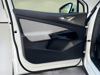 2025 Volkswagen ID.4 - Photo 20