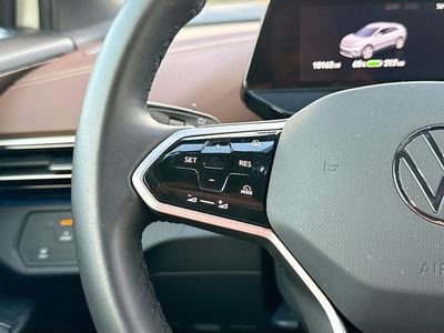 2025 Volkswagen ID.4 - Photo 35