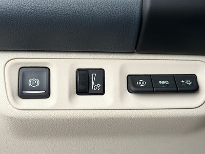 2021 GMC Acadia - Photo 34