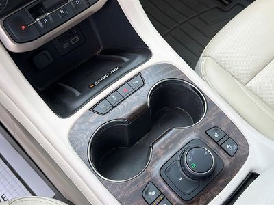 2021 GMC Acadia - Photo 28
