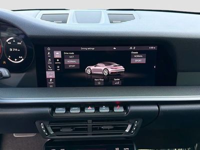 2020 Porsche 911 - Photo 27